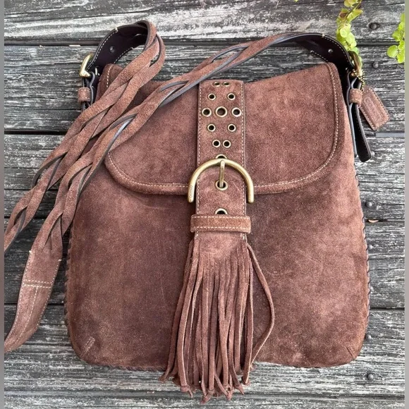 Vintage/Rare Coach Suede Tassel Shoulder Bag
Limited Edition Collectable
#5484 - Picture 6 of 11